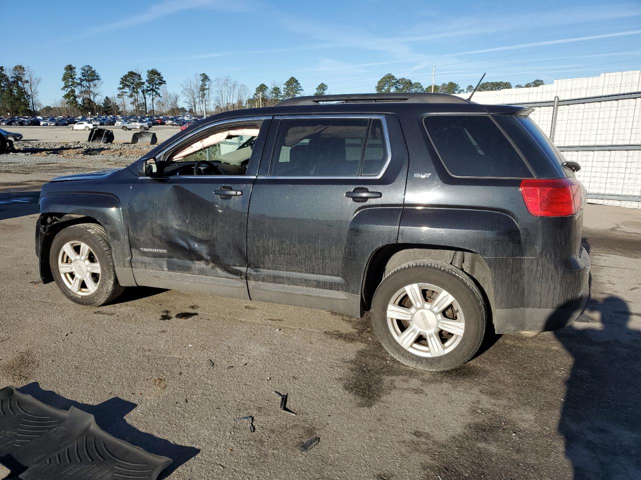 2014 GMC Terrain - Image 2