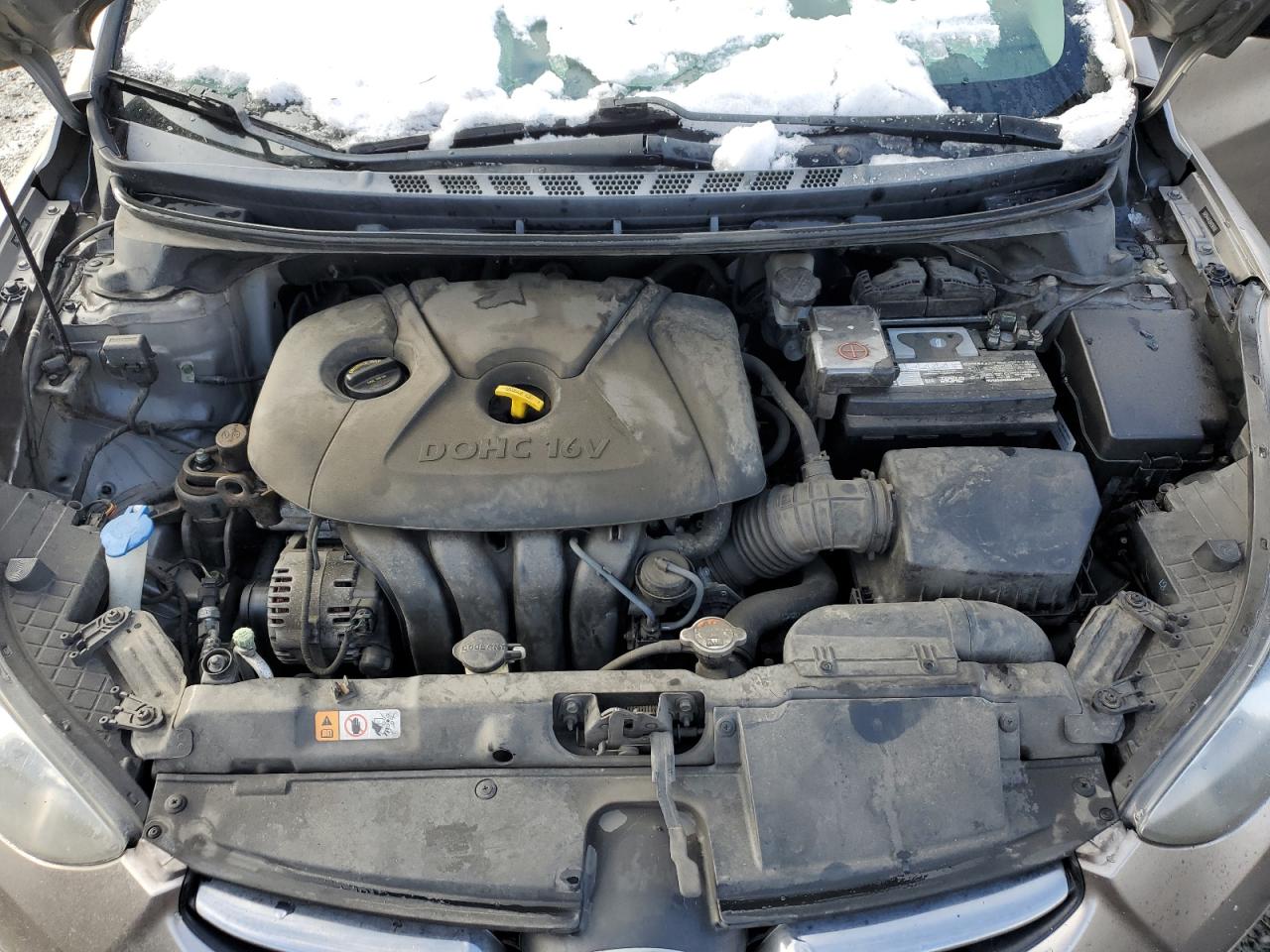 2013 Hyundai Elantra - Image 11