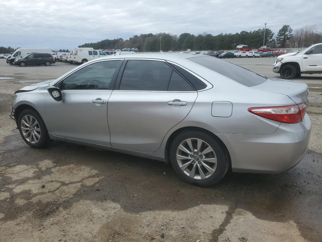 2015 Toyota Camry - Image 2