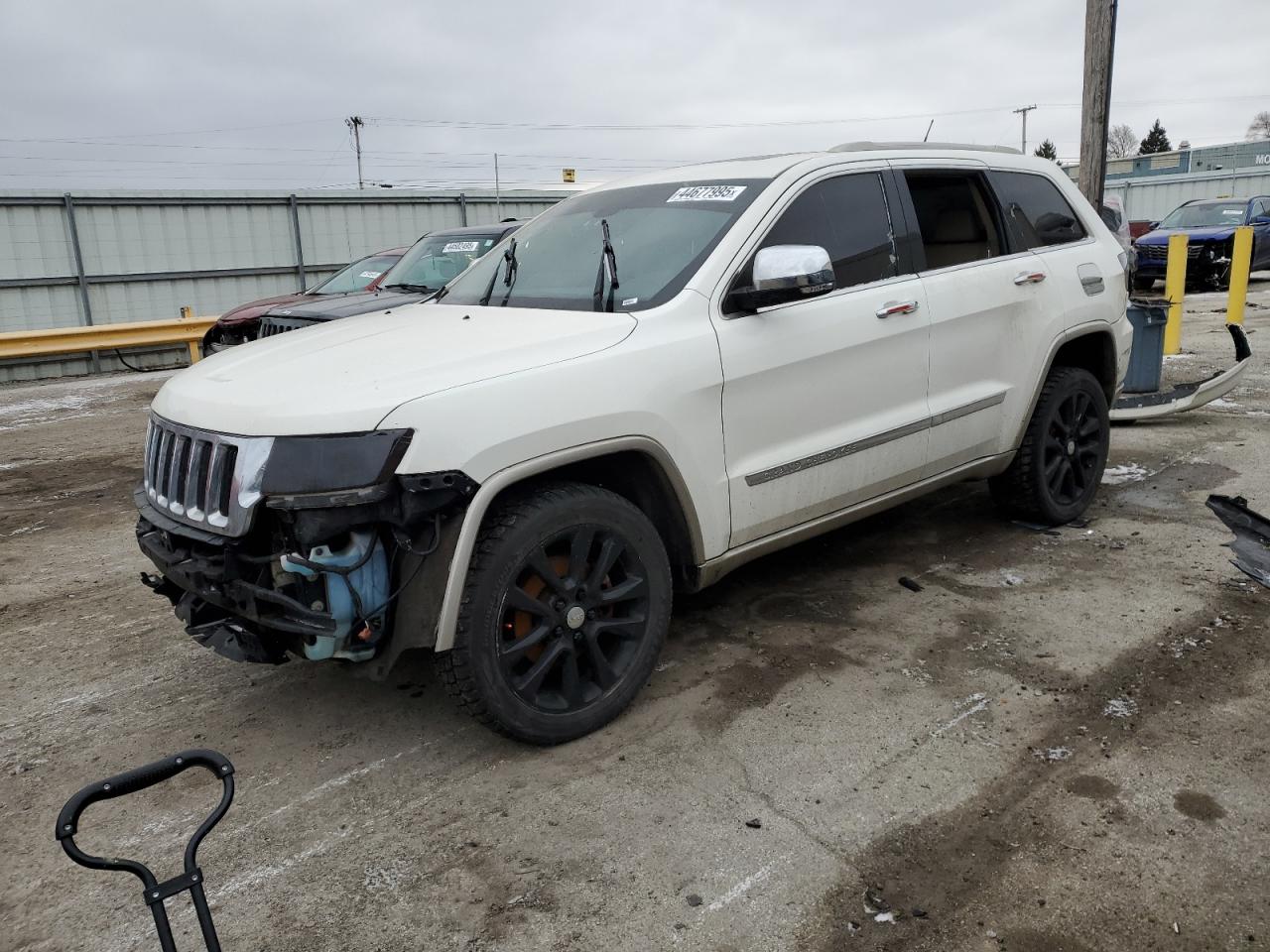 2011 Jeep Grand Cherokee Limited for Sale in Dyer, IN - Front End
