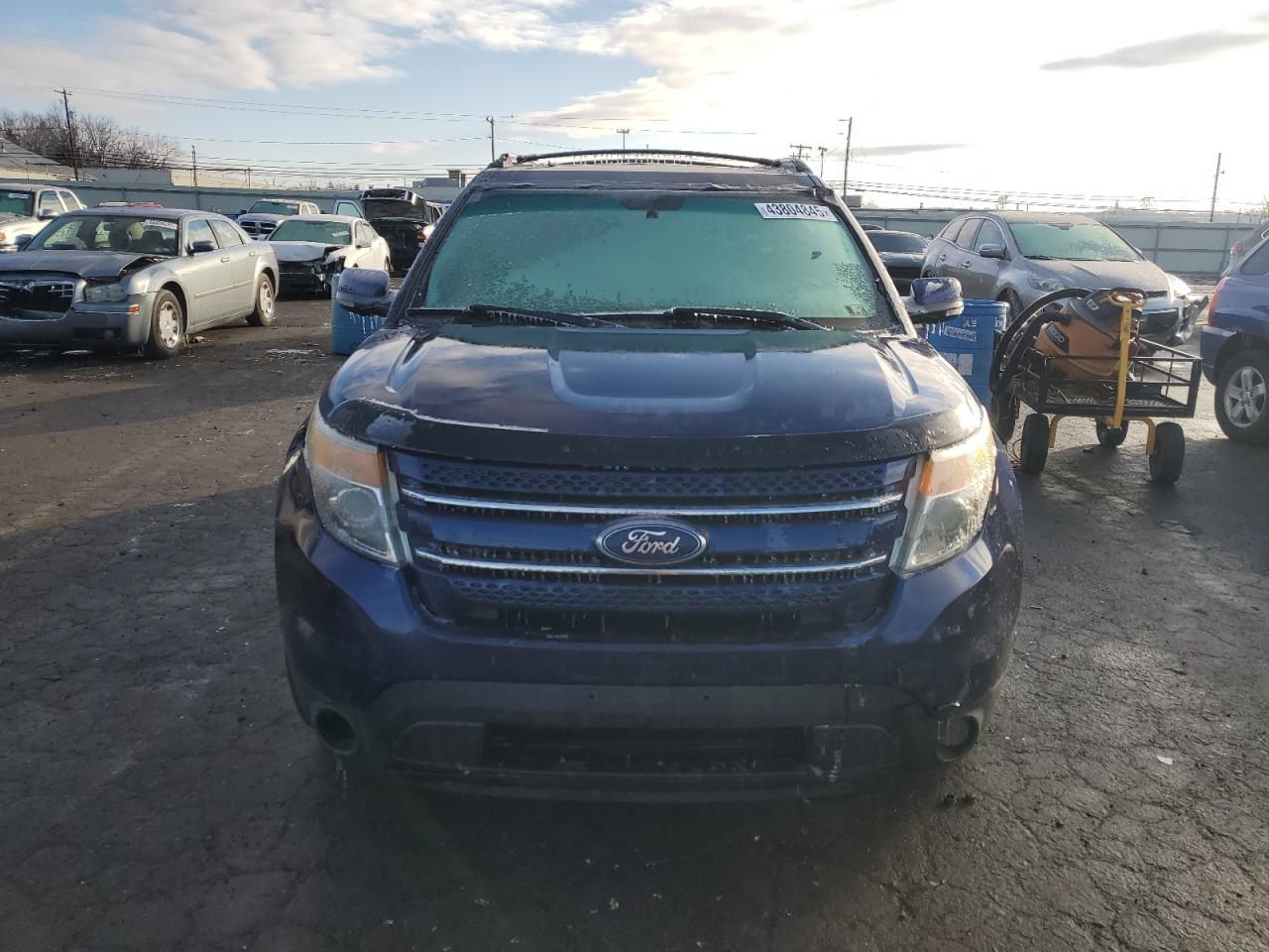 2011 Ford Explorer - Image 5