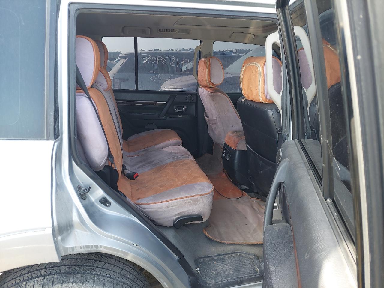 JMYLRV95WBJJ704094 - 2011 Mitsubishi Pajero - #47153905