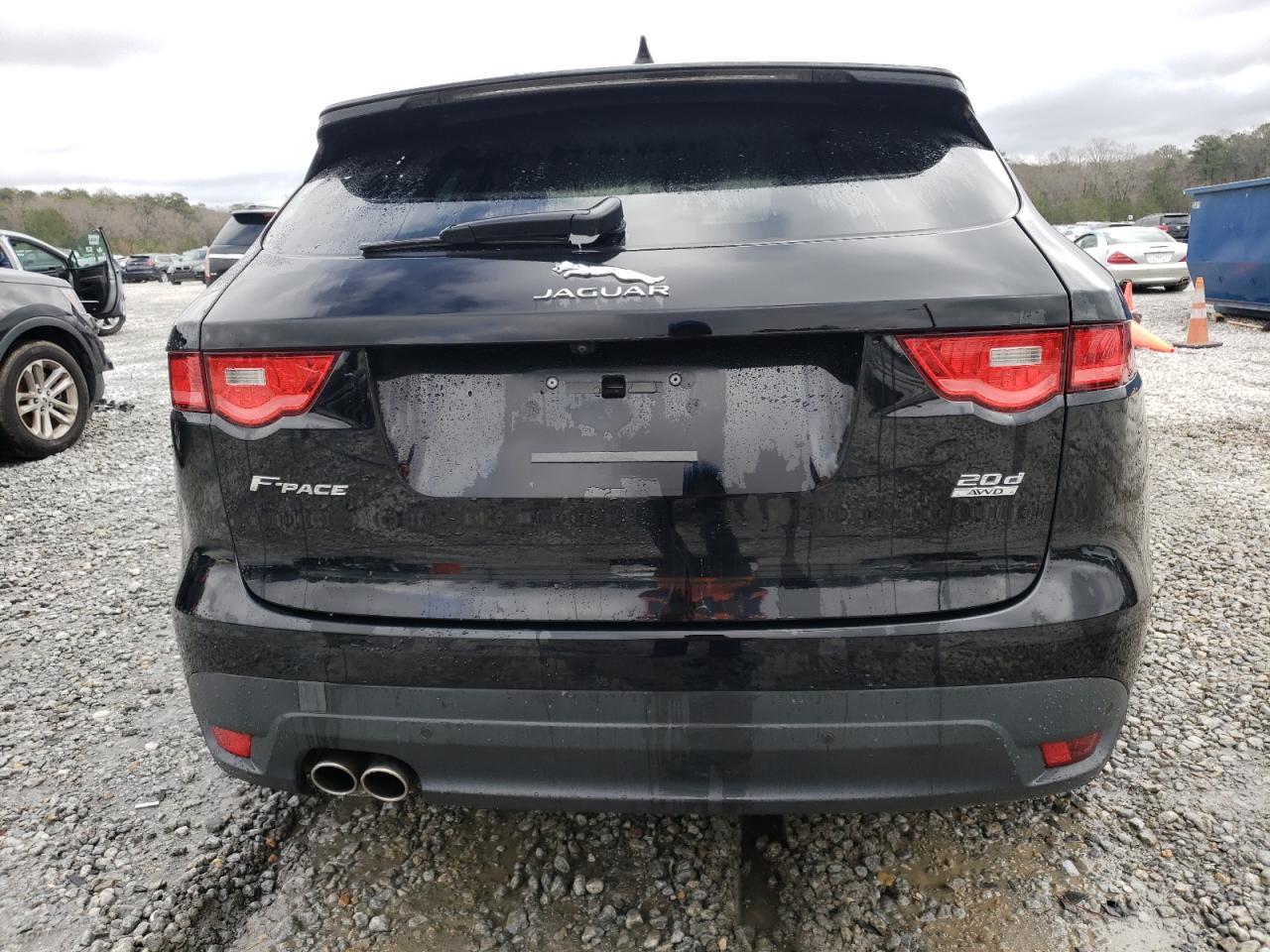 2017 Jaguar F-Pace - Image 6