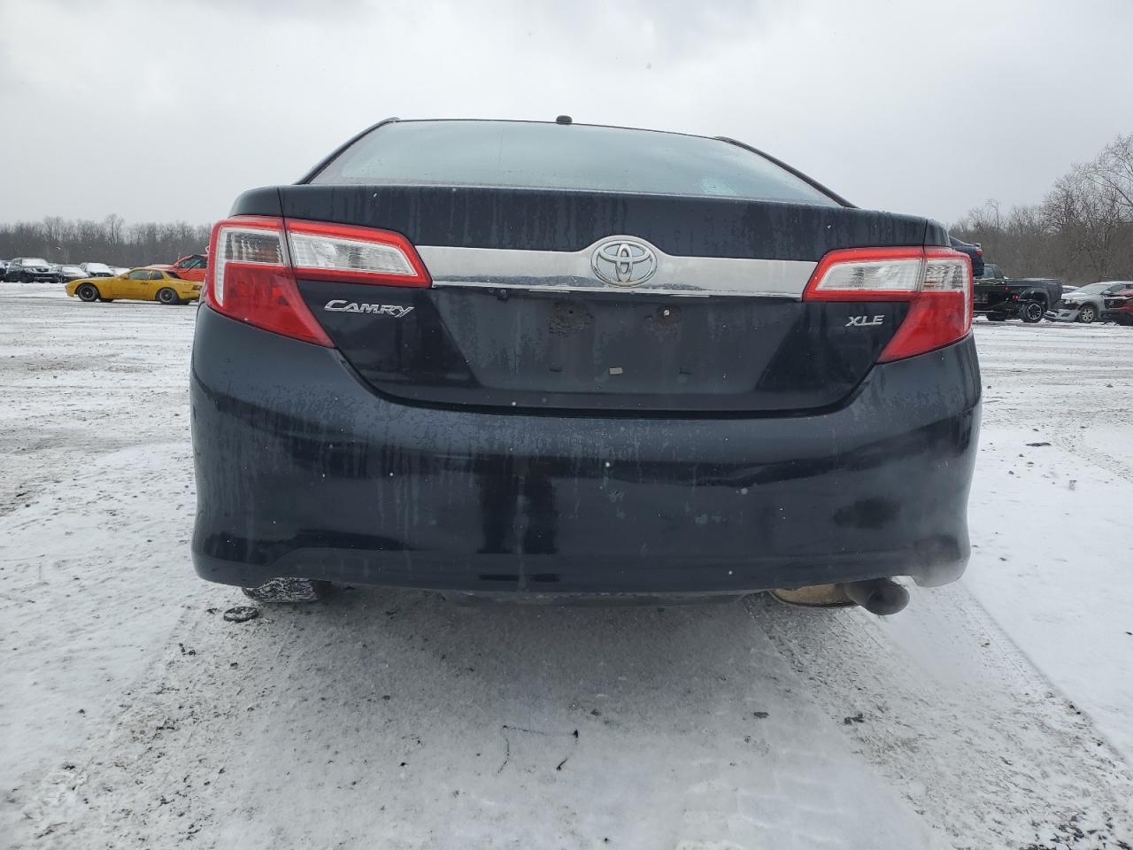 2012 Toyota Camry - Image 6