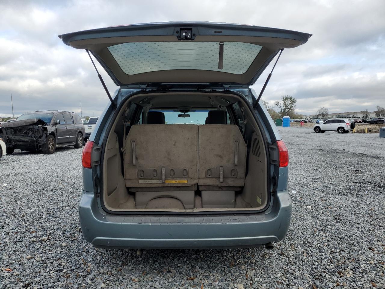 2006 Toyota Sienna - Image 6
