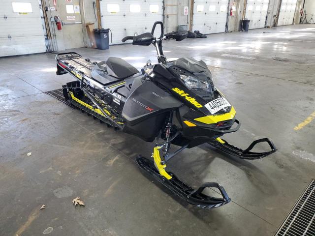 2017 Skidoo Summit X 8