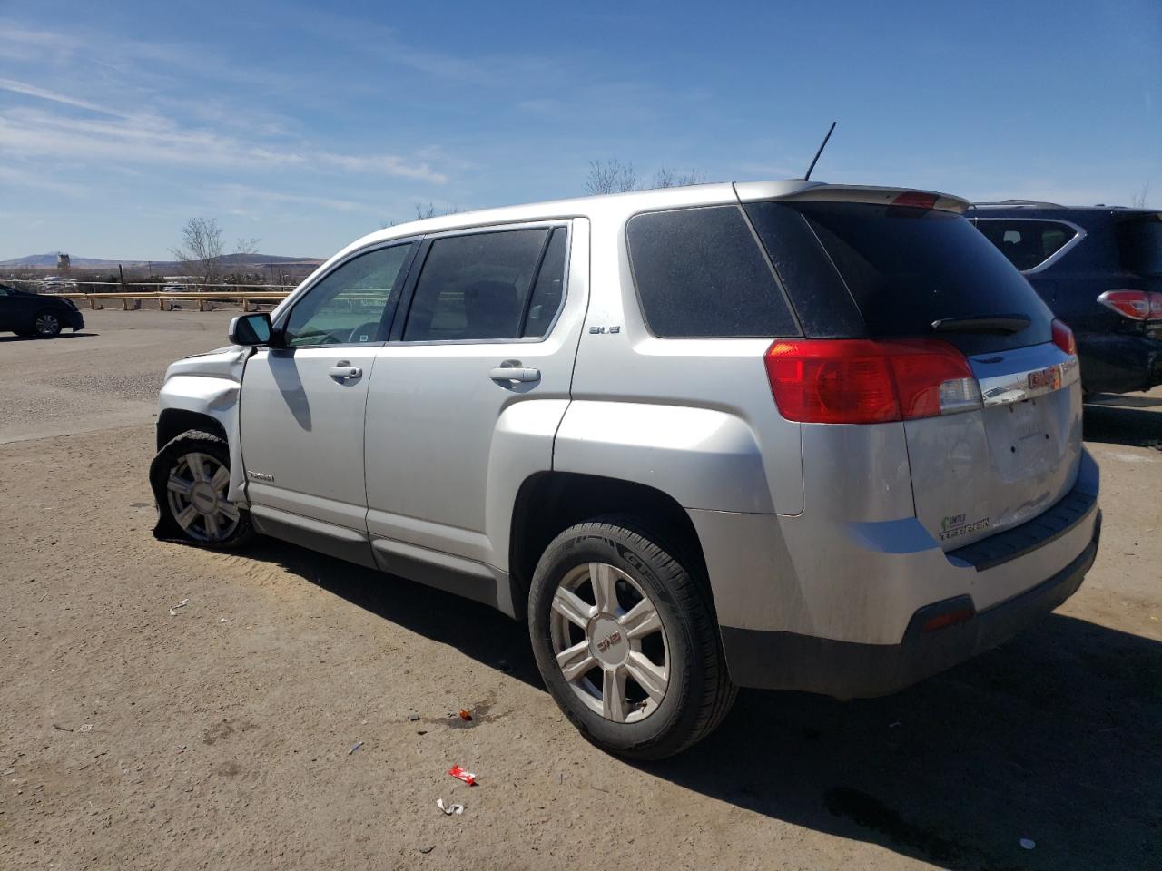 2015 GMC Terrain - Image 2