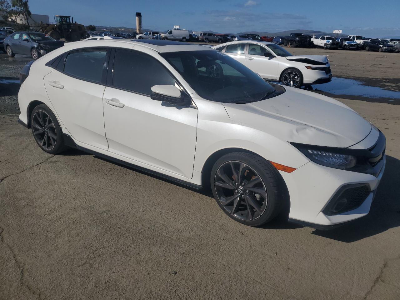 2018 Honda Civic - Image 4