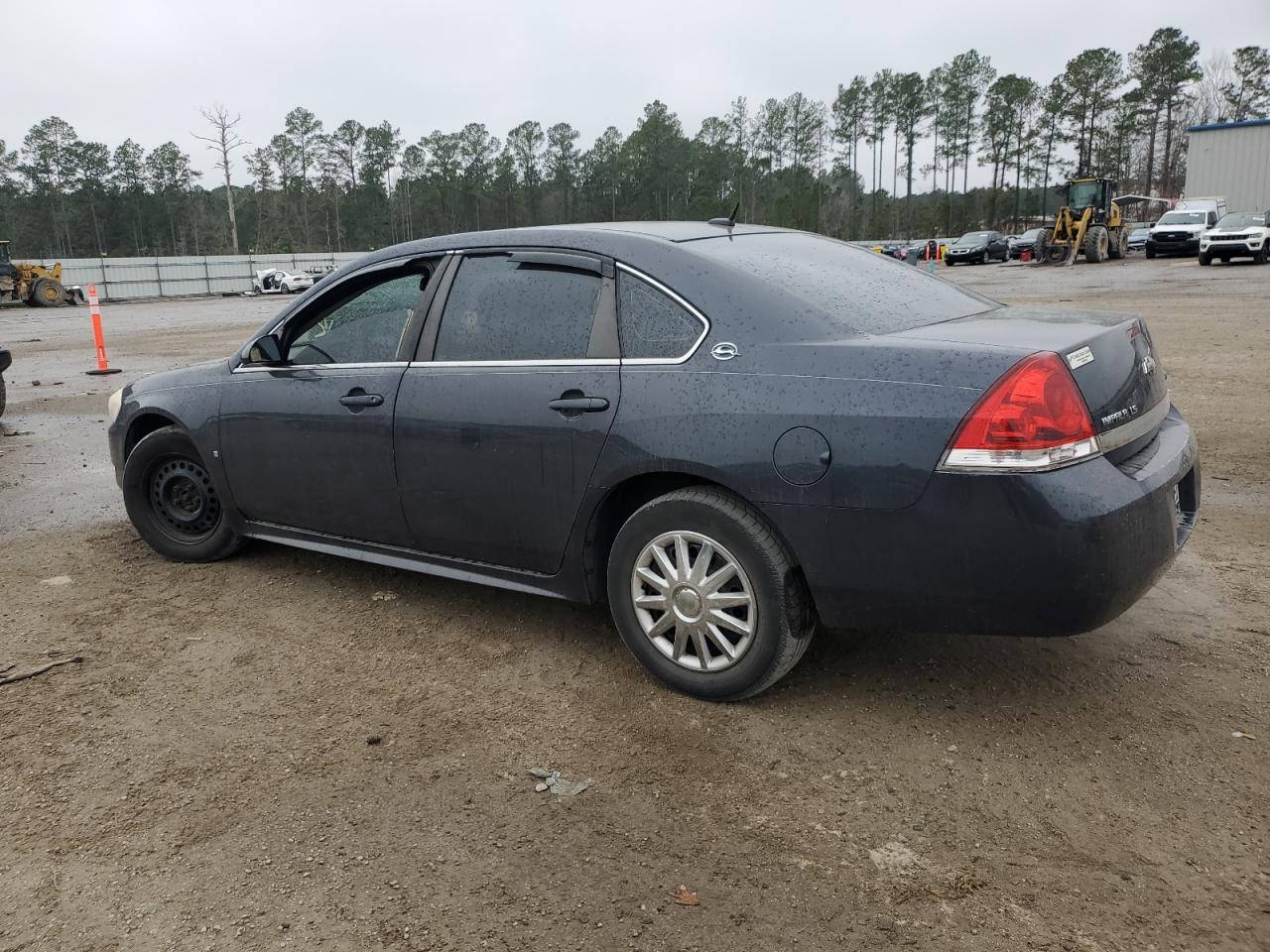 2009 Chevrolet Impala - Image 2