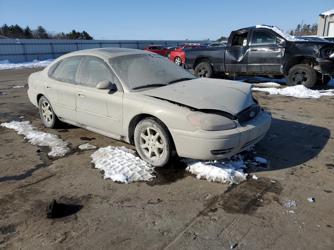 2005 Ford Taurus - Image 4
