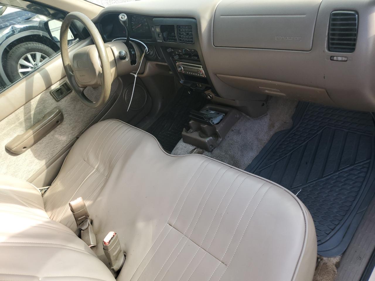 1999 Toyota Tacoma - Image 8