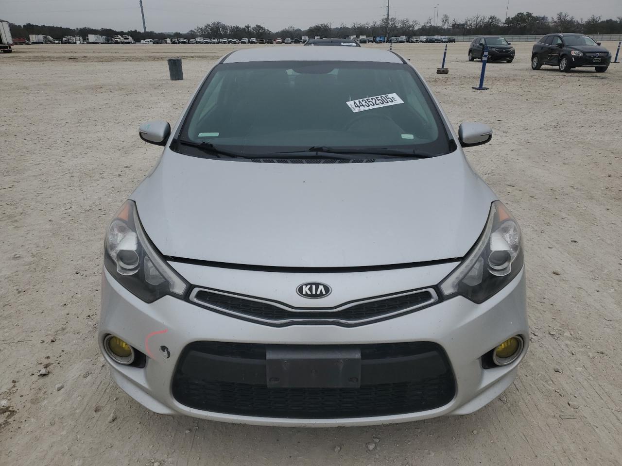 2014 Kia Forte - Image 5