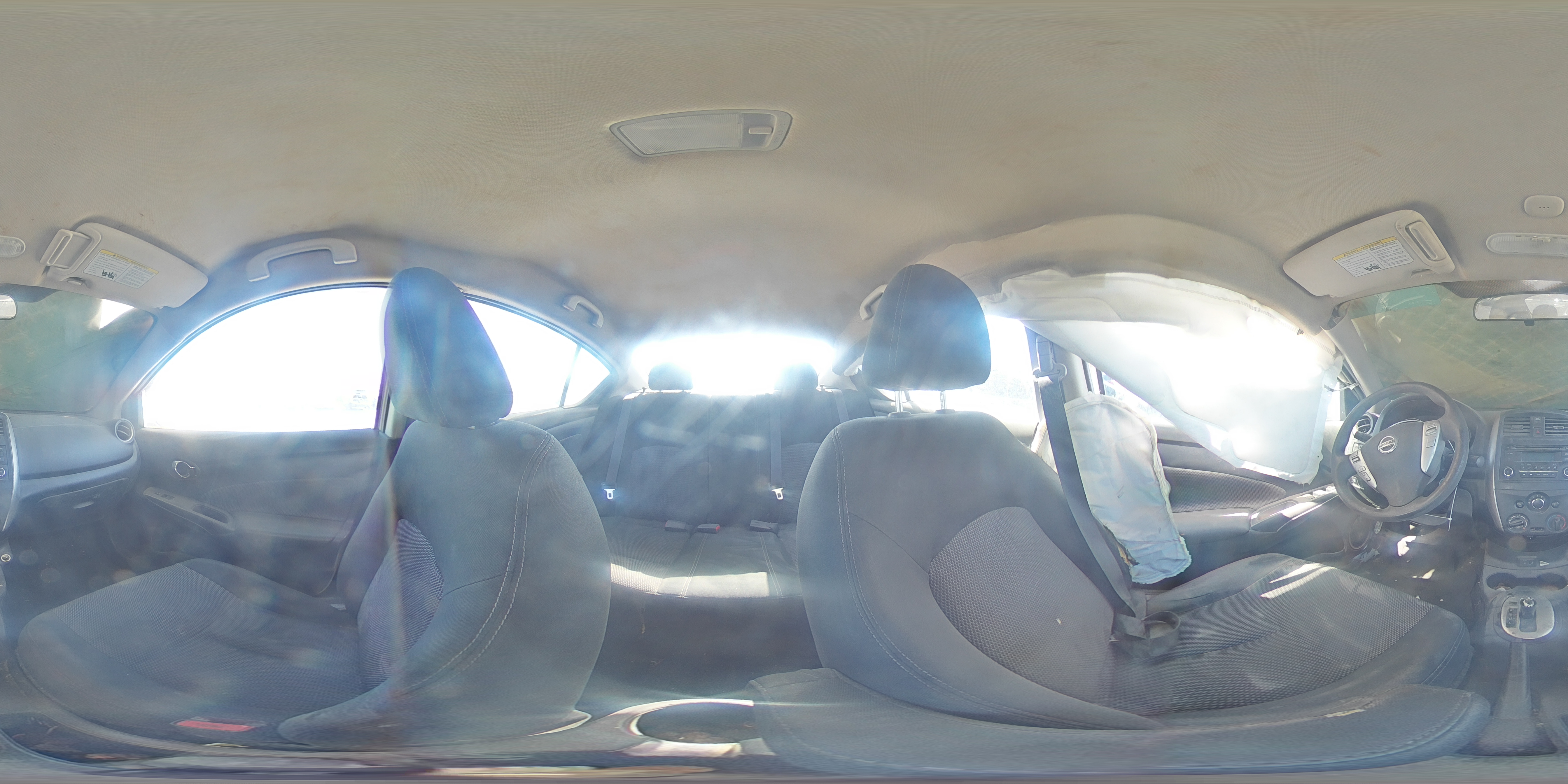 2018 Nissan Versa - Image 12