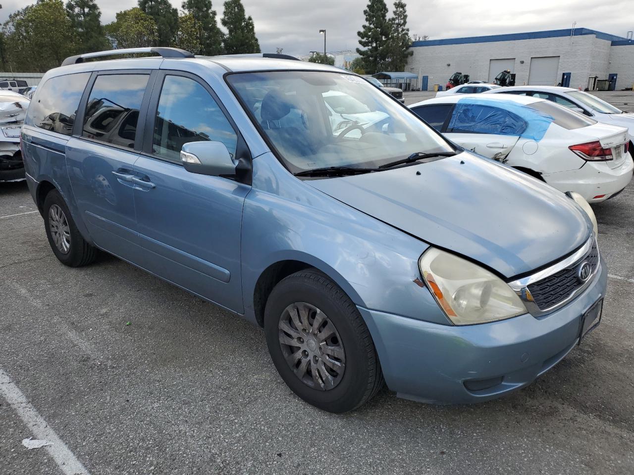 2012 Kia Sedona - Image 4