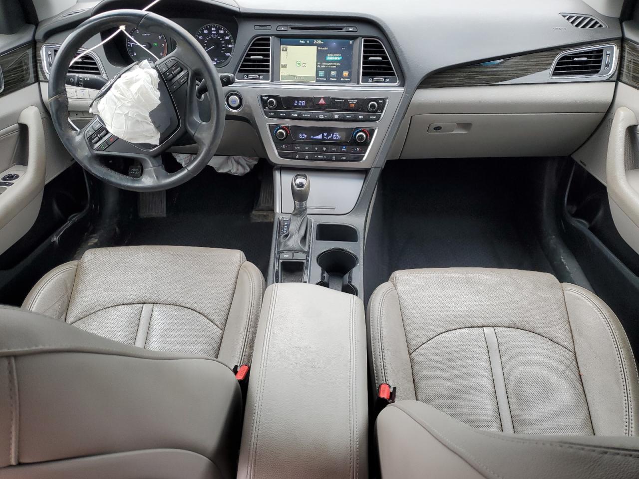 2016 Hyundai Sonata - Image 8