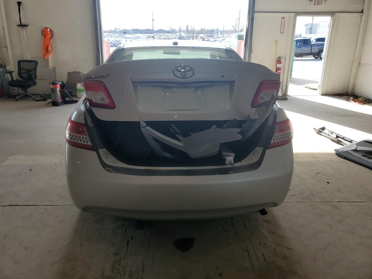 2011 Toyota Camry - Image 6