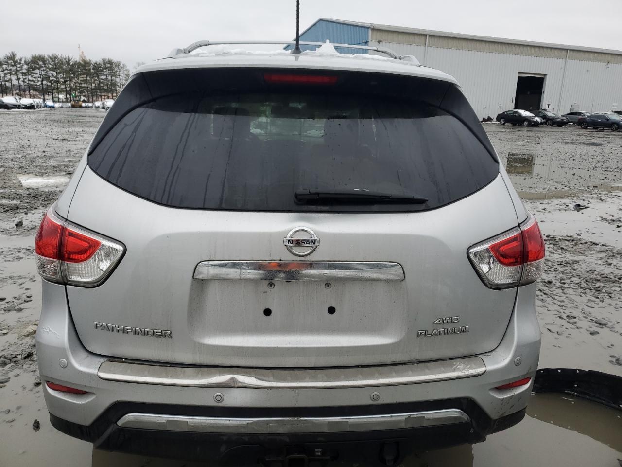2014 Nissan Pathfinder - Image 6