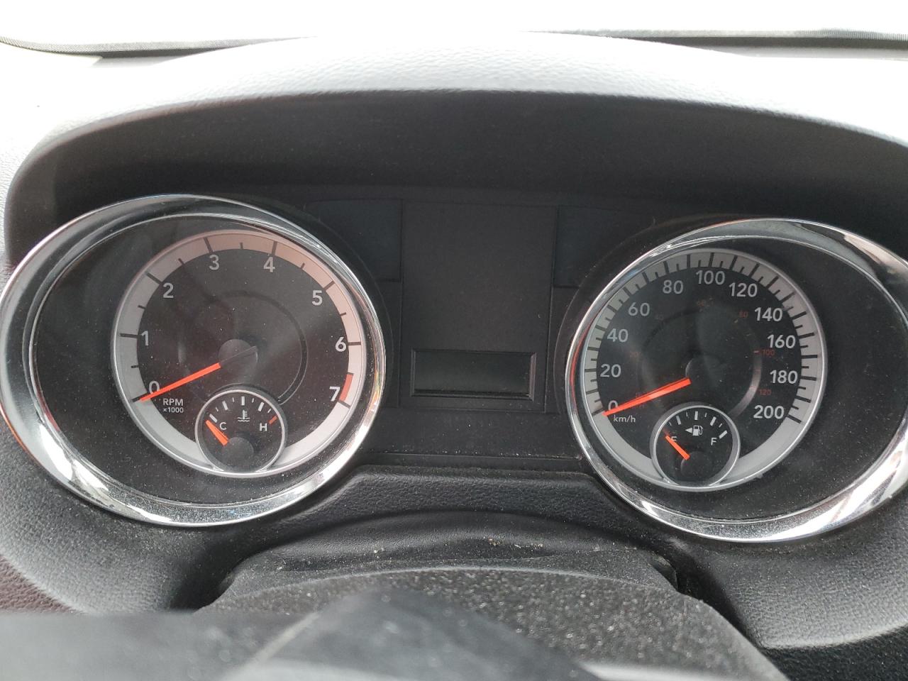 2012 Dodge Caravan - Image 9