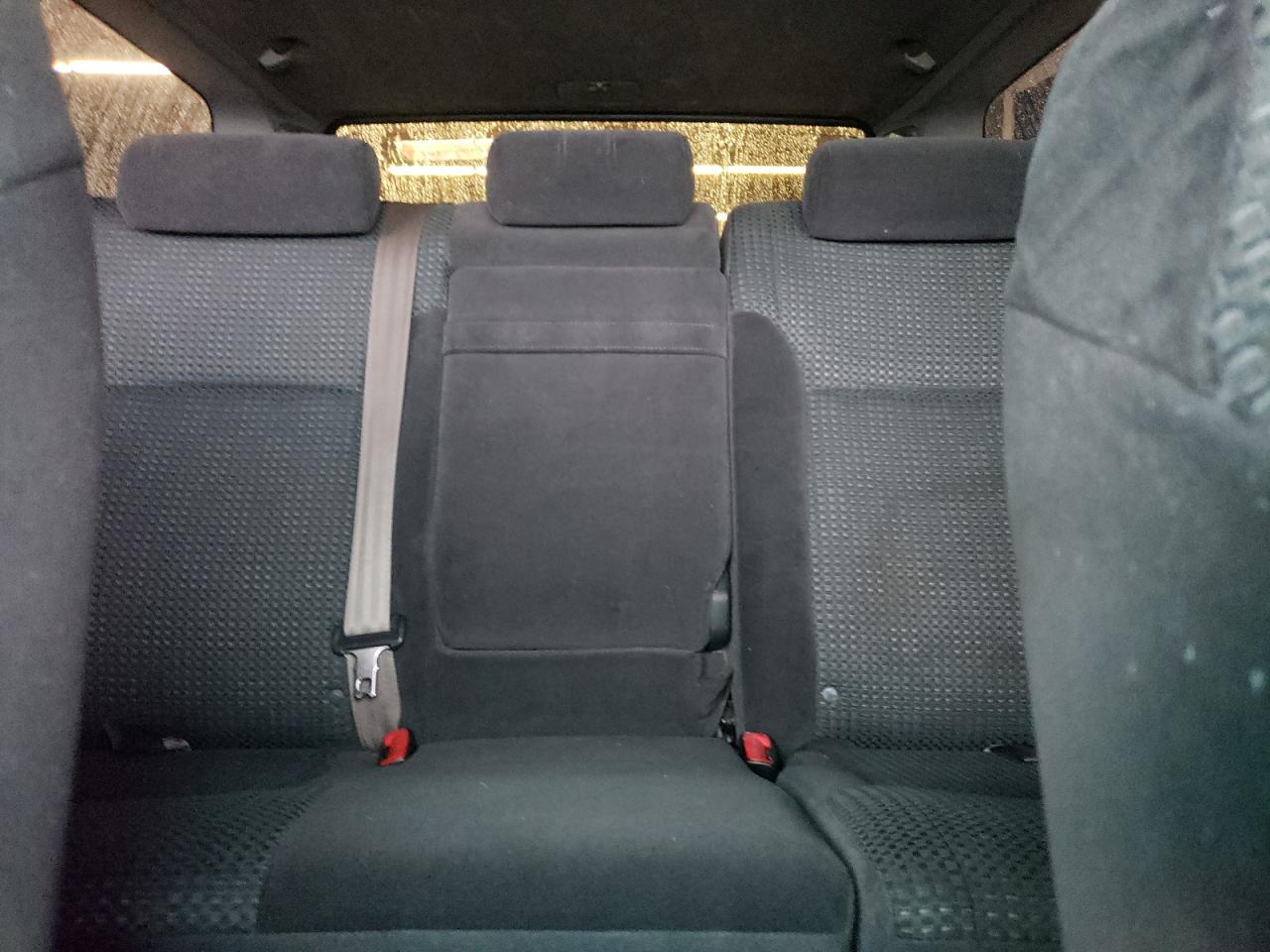 2005 Toyota 4Runner - Image 10