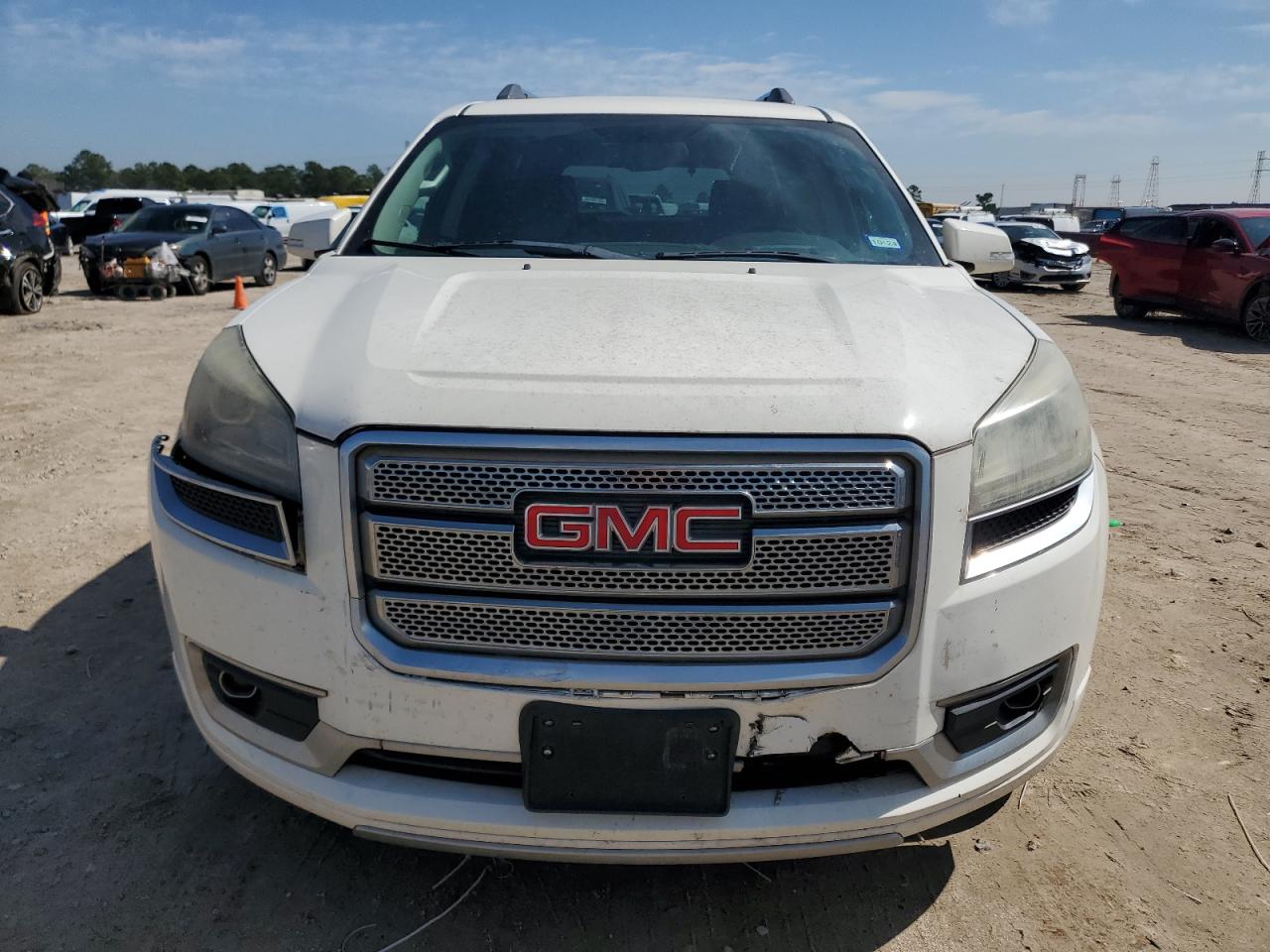 2013 GMC Acadia - Image 5