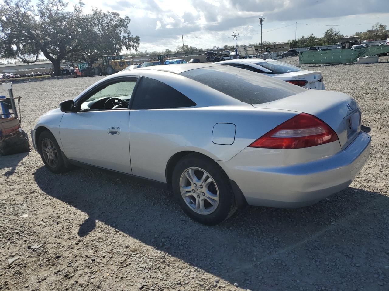 2003 Honda Accord - Image 2