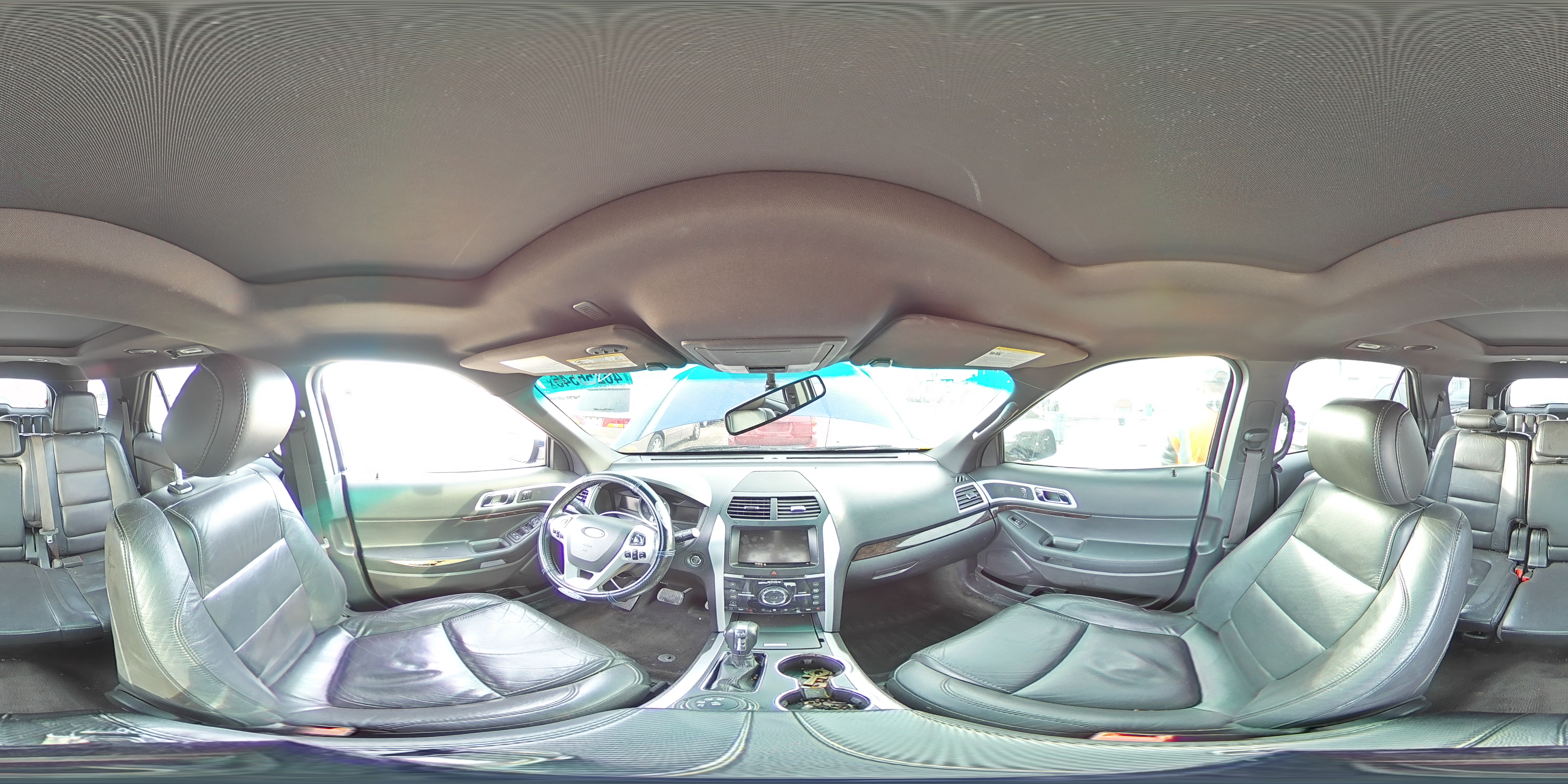2014 Ford Explorer - Image 15