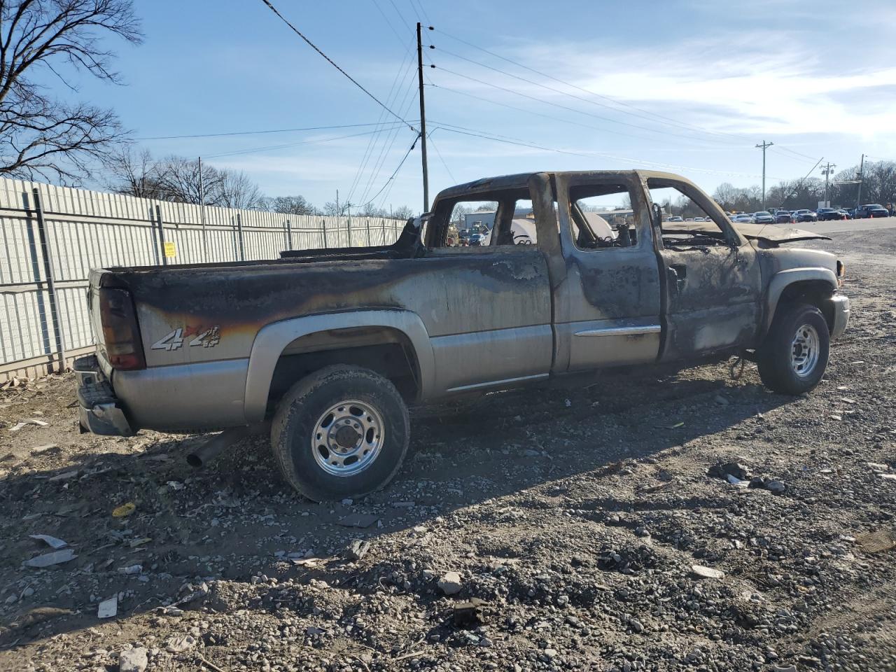 2003 GMC Sierra - Image 3