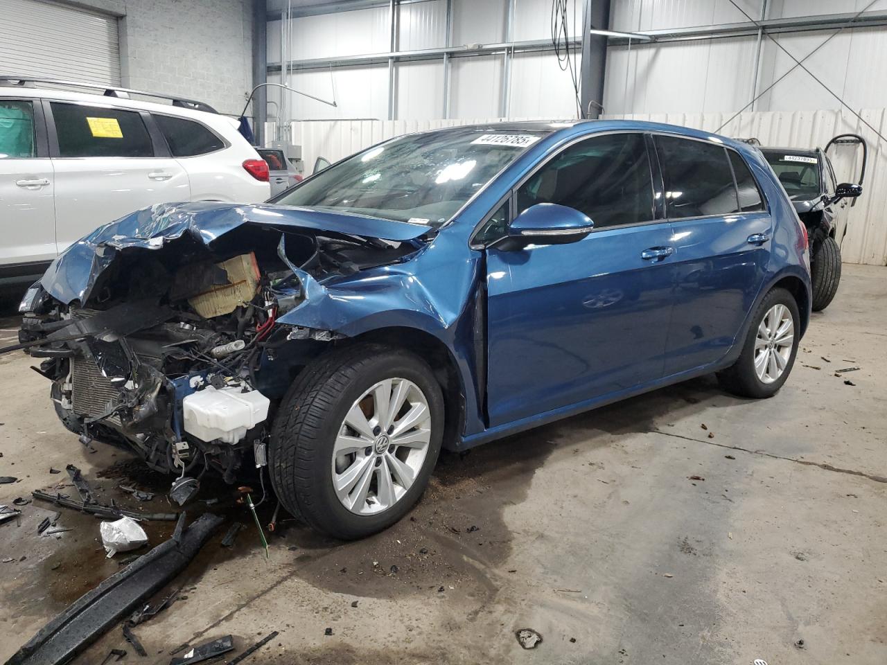 2018 Volkswagen Golf - Image 1