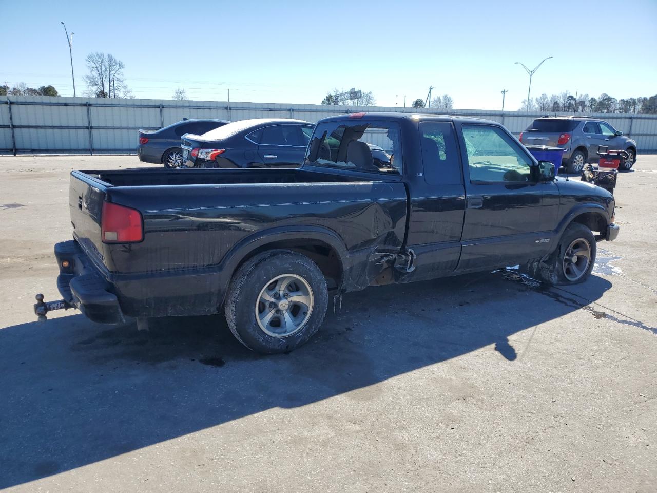 2002 Chevrolet S-10 Pickup - Image 3