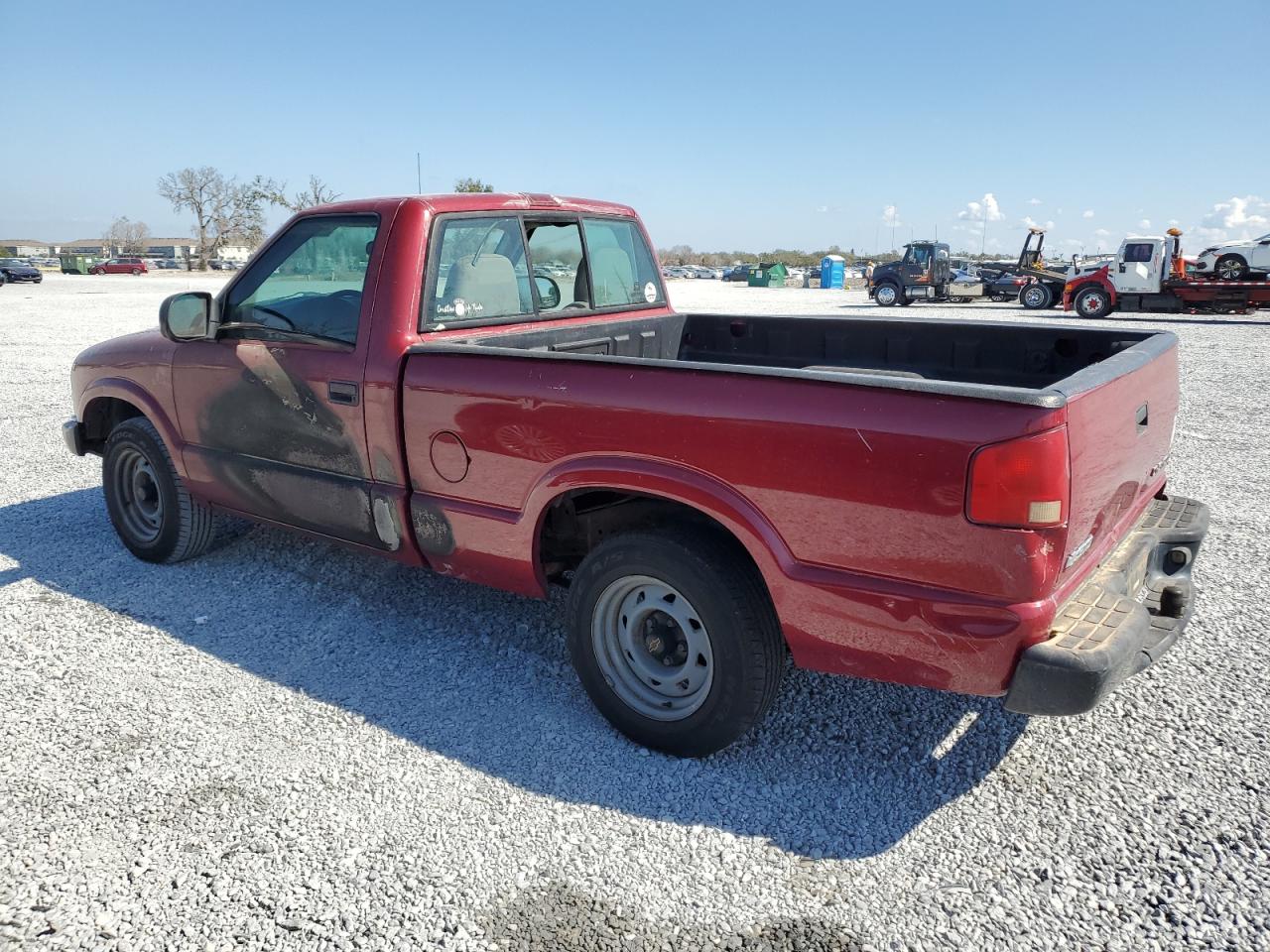 2003 Chevrolet S-10 Pickup - Image 2