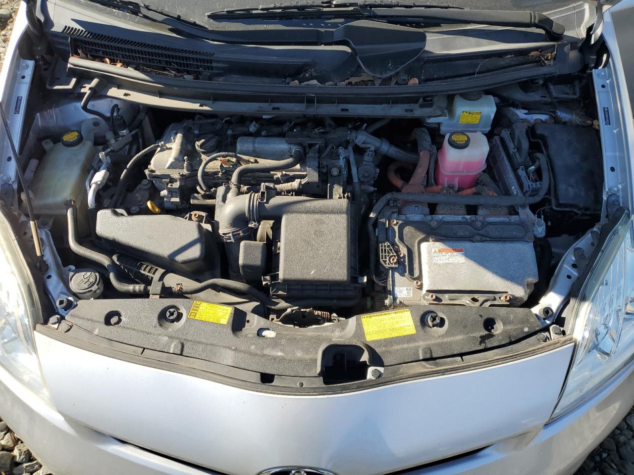 2012 Toyota Prius - Image 12