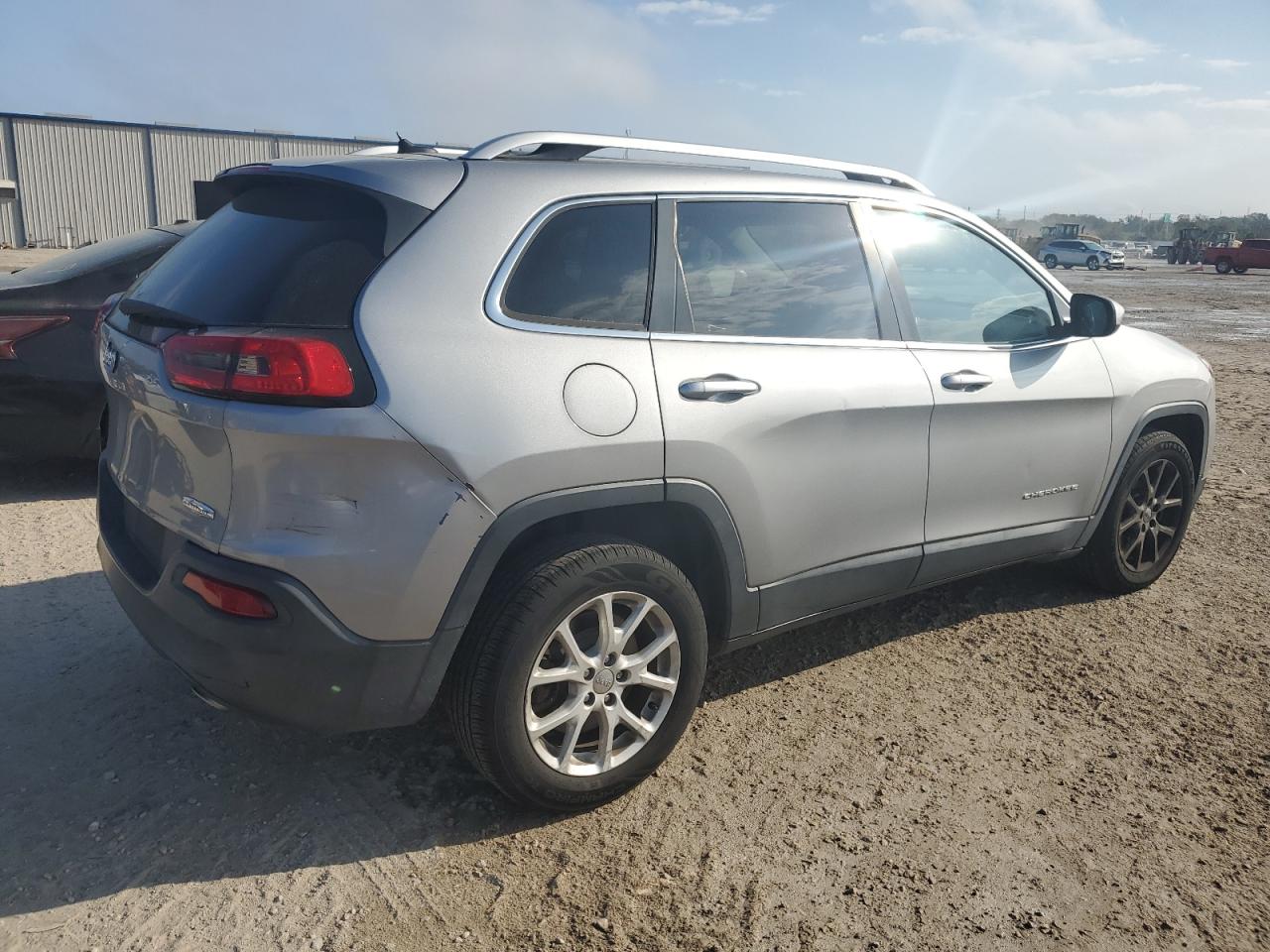2014 Jeep Grand Cherokee - Image 3