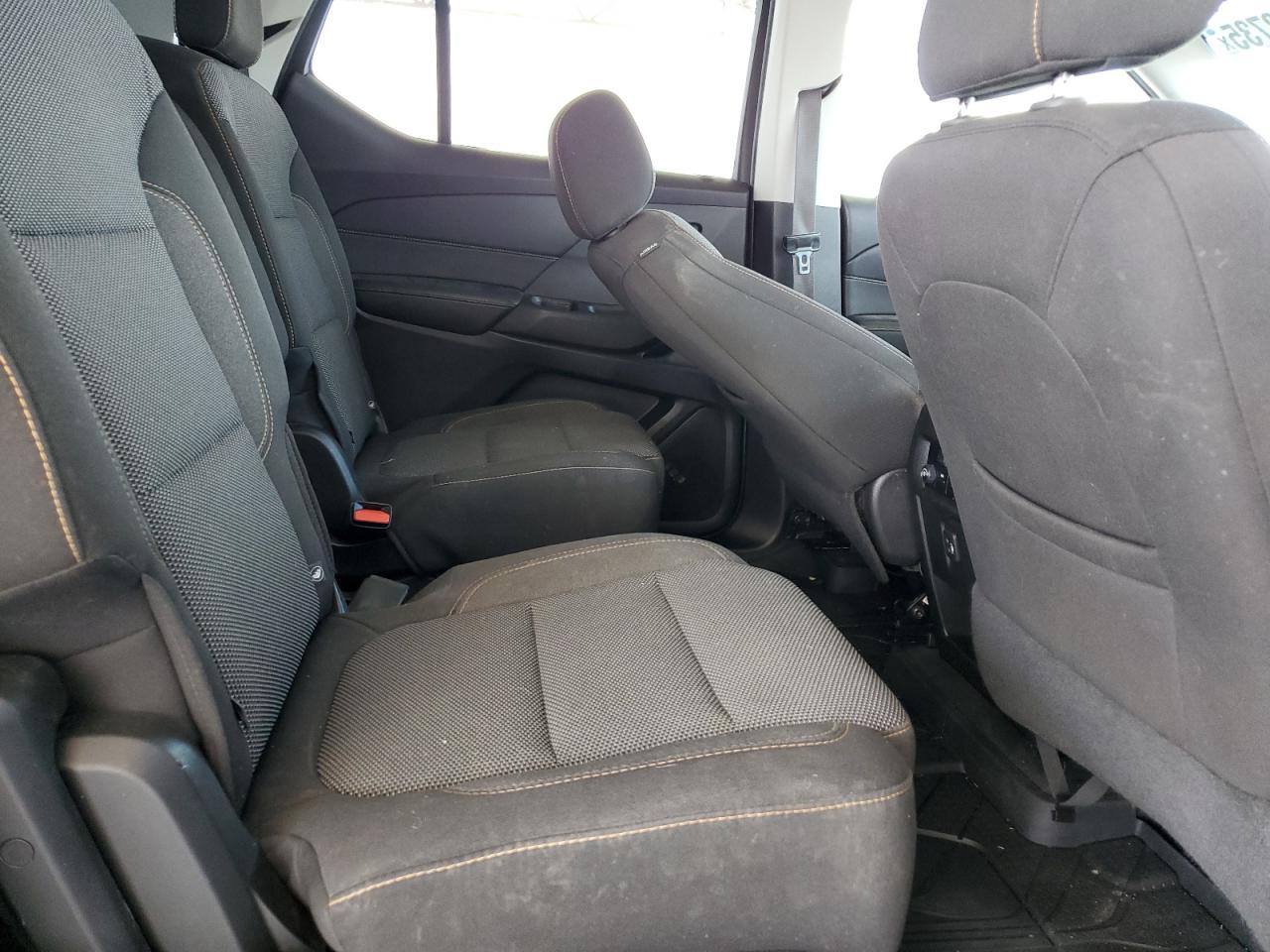 2018 Chevrolet Traverse - Image 11