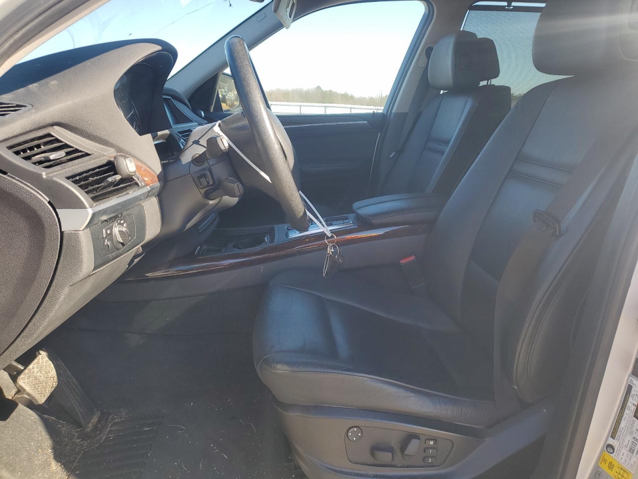 2010 BMW X5 - Image 7