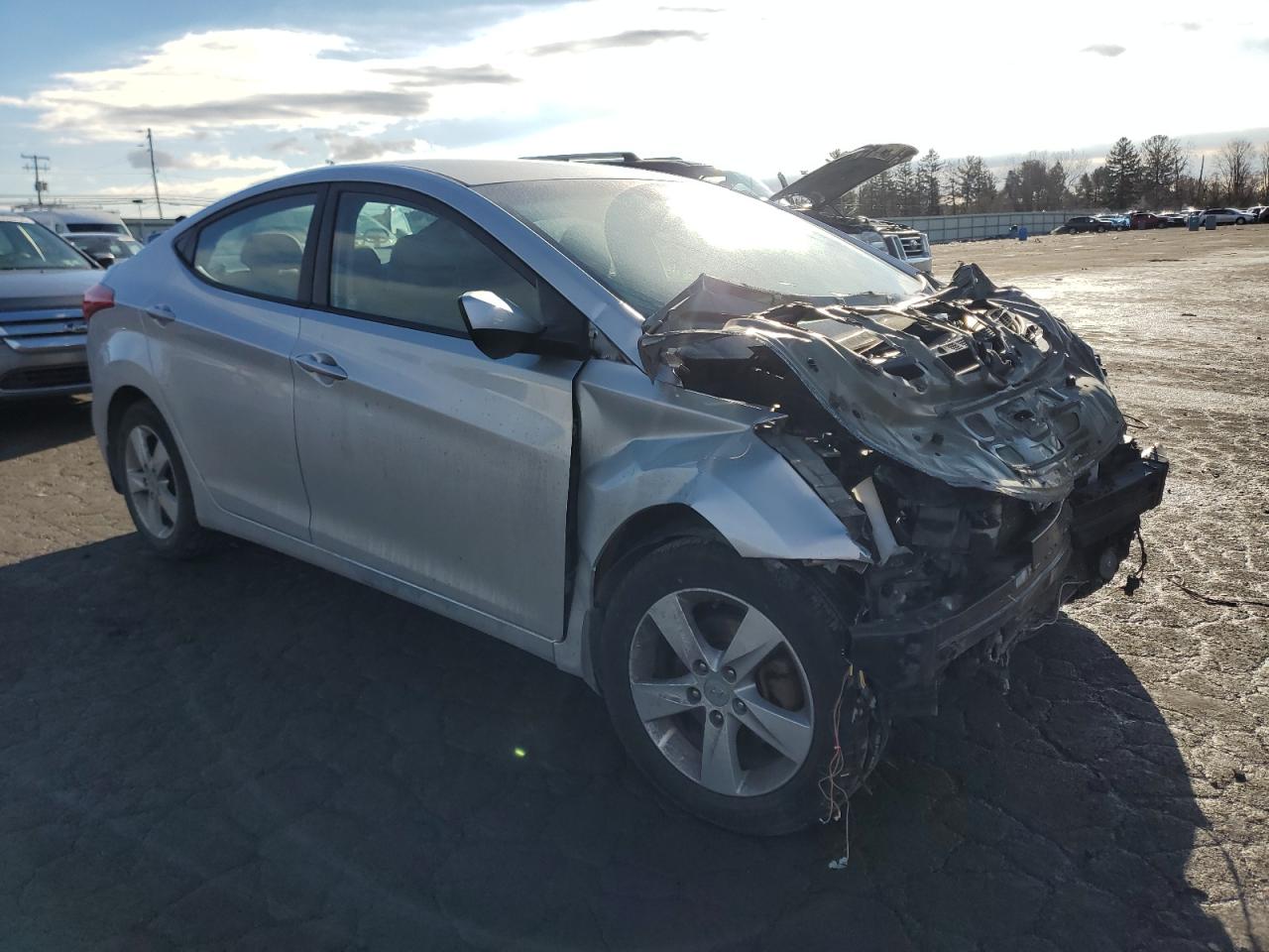 2013 Hyundai Elantra - Image 4