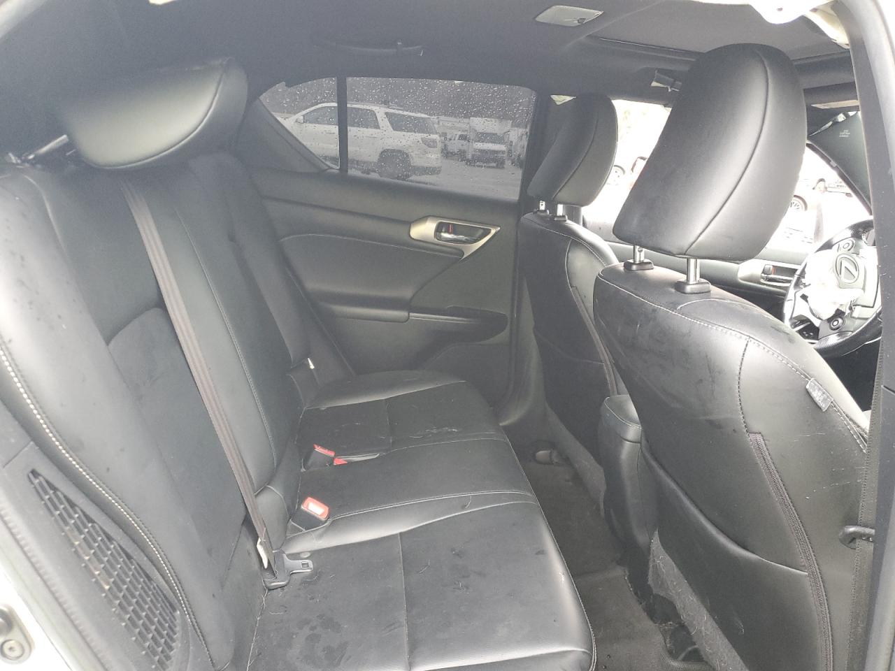 2016 Lexus CT - Image 10