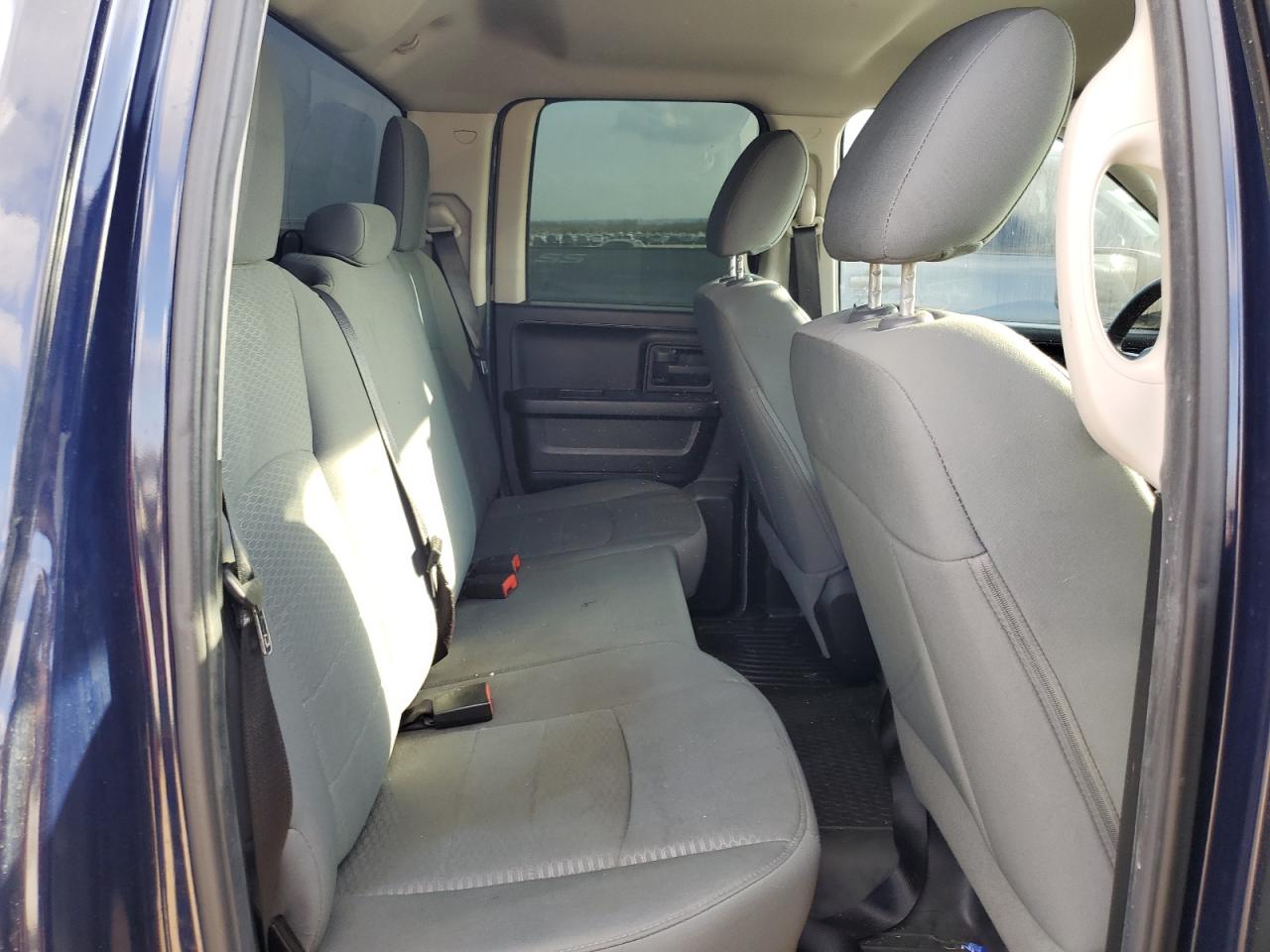 2014 RAM 1500 - Image 10