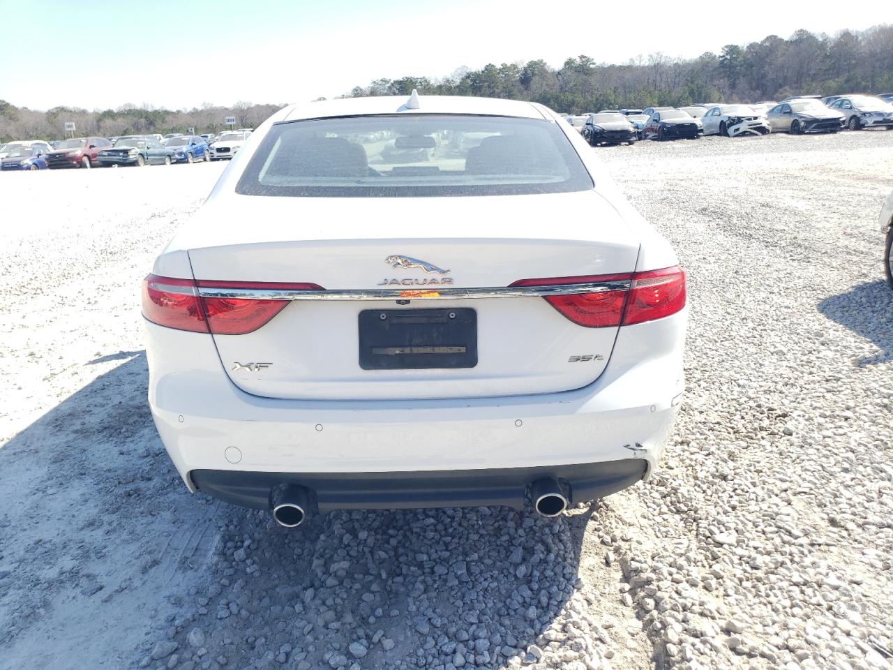 2016 Jaguar XF - Image 6