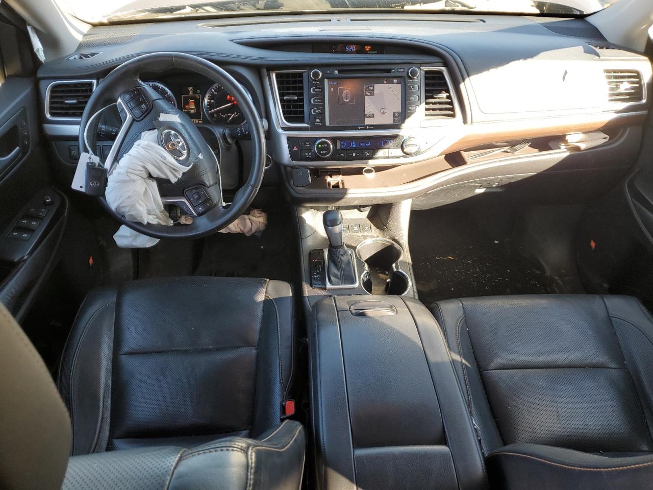 2015 Toyota Highlander - Image 8