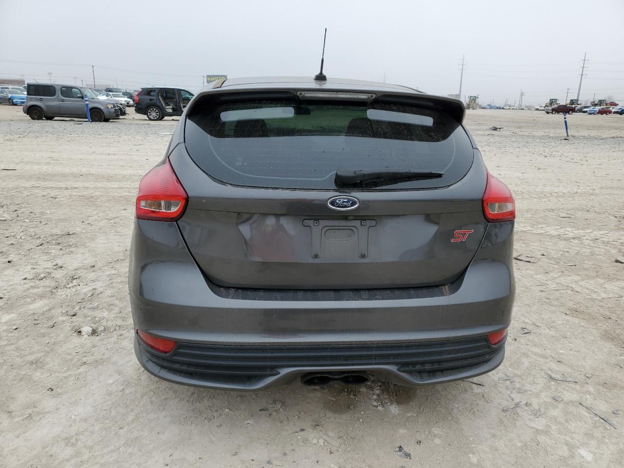 2017 Ford Focus - Image 6