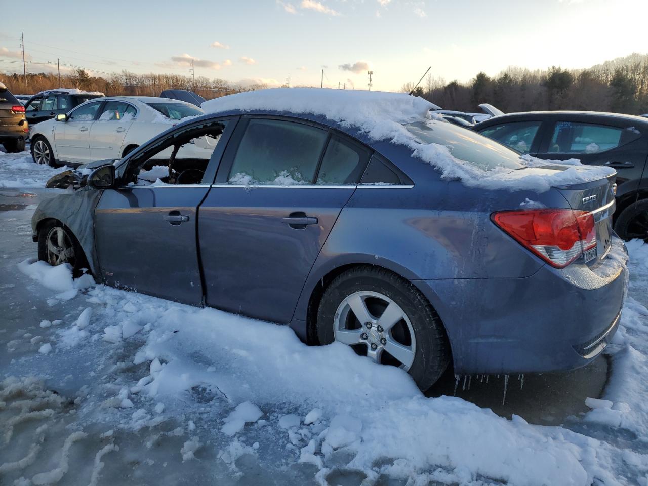 2013 Chevrolet Cruze - Image 2