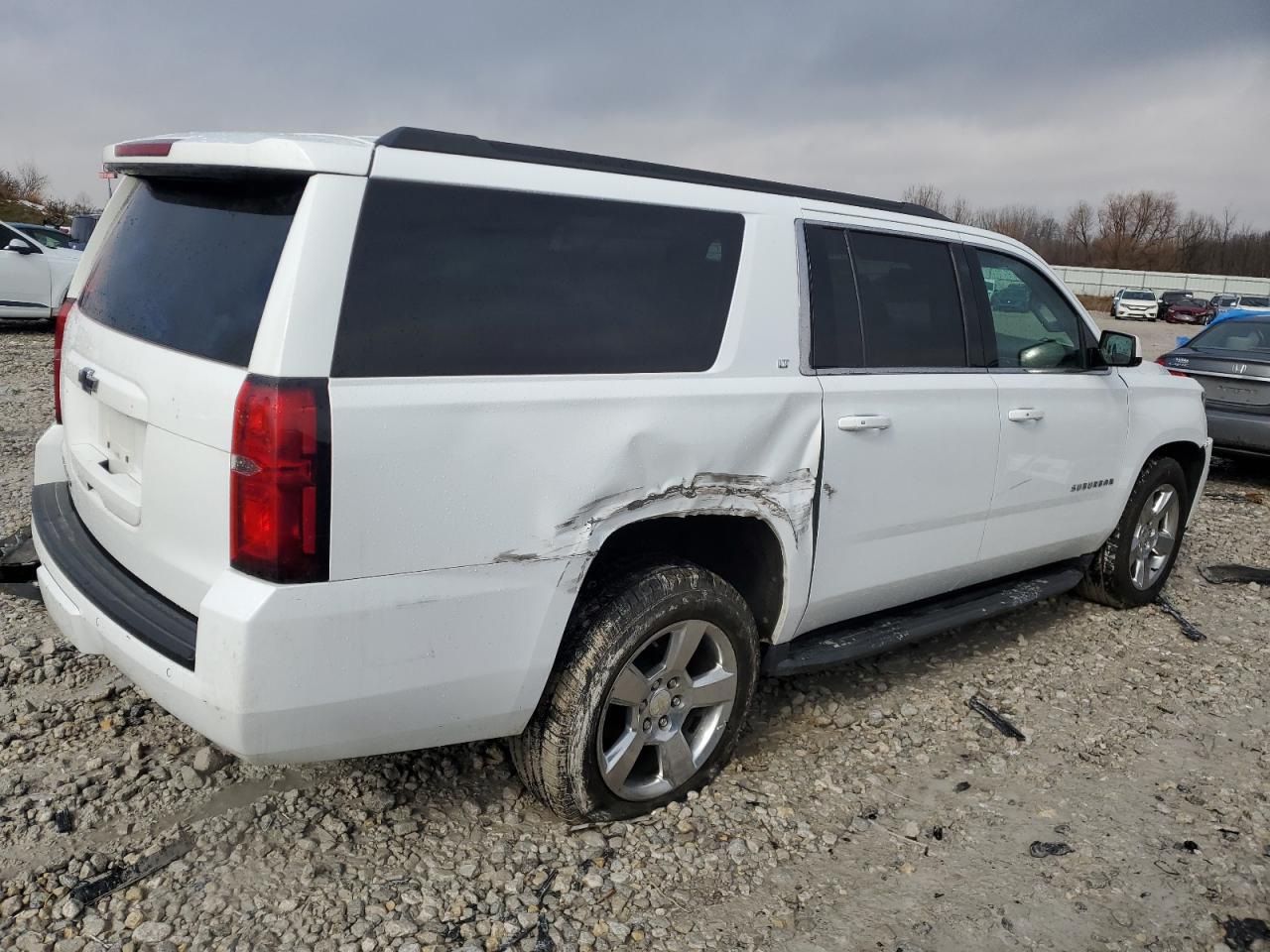 2017 Chevrolet Suburban - Image 3