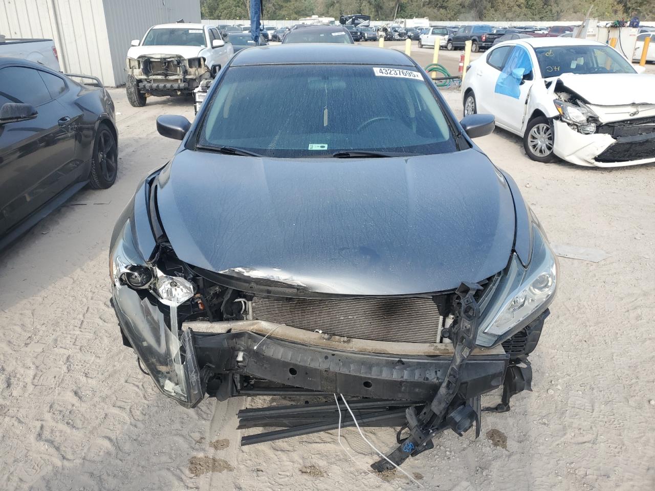 2016 Nissan Altima - Image 5