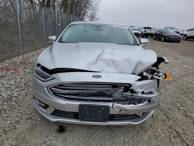  FORD FUSION 2017 Серебристый