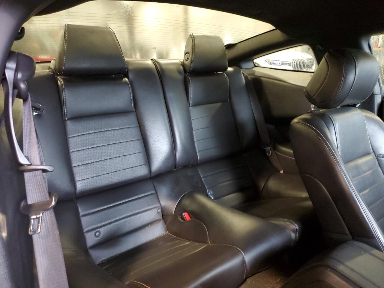 2013 Ford Mustang - Image 11