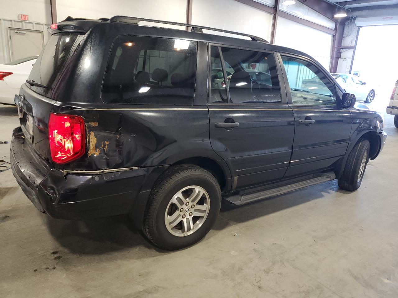 2004 Honda Pilot - Image 3