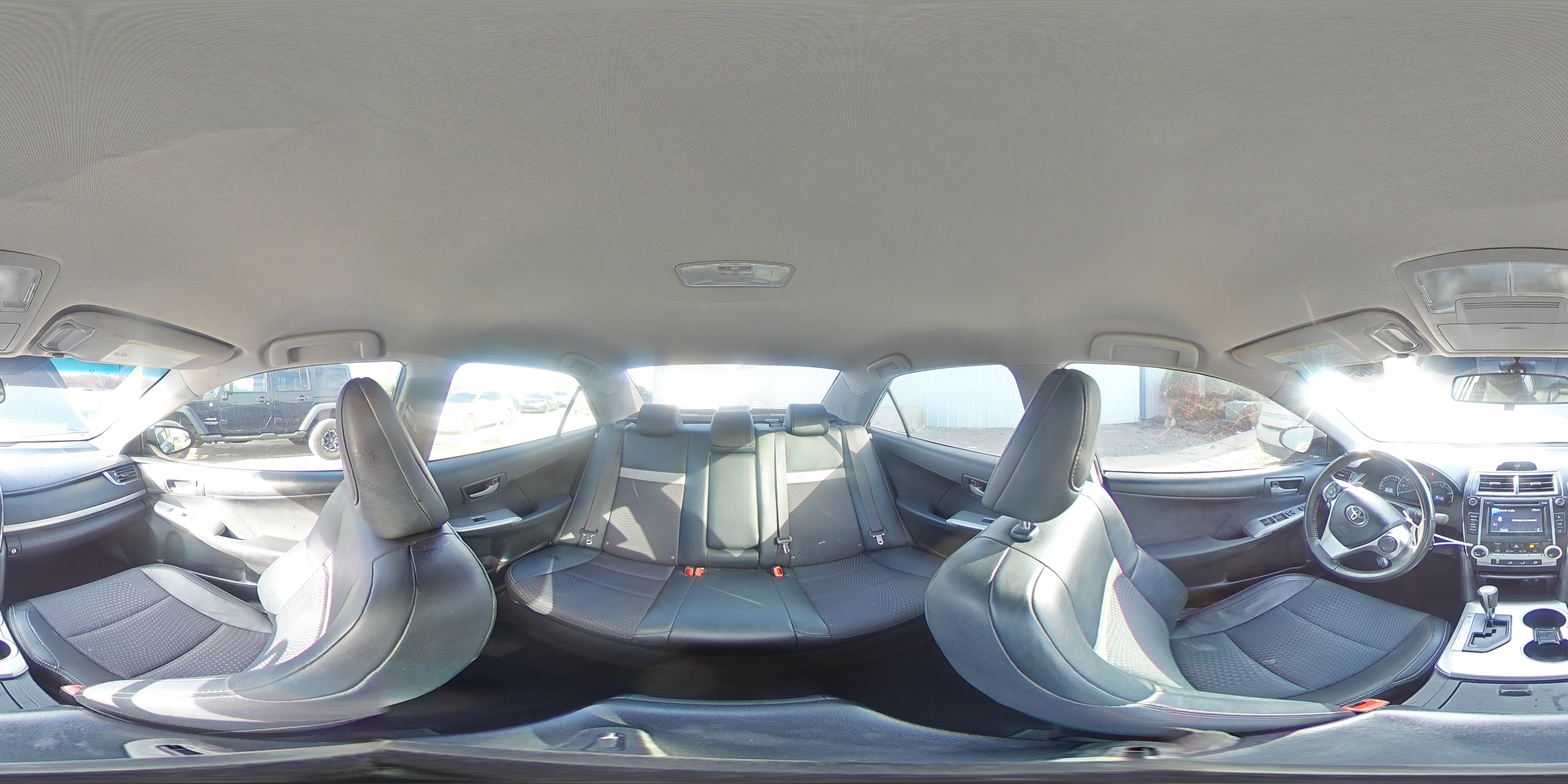 2012 Toyota Camry - Image 14