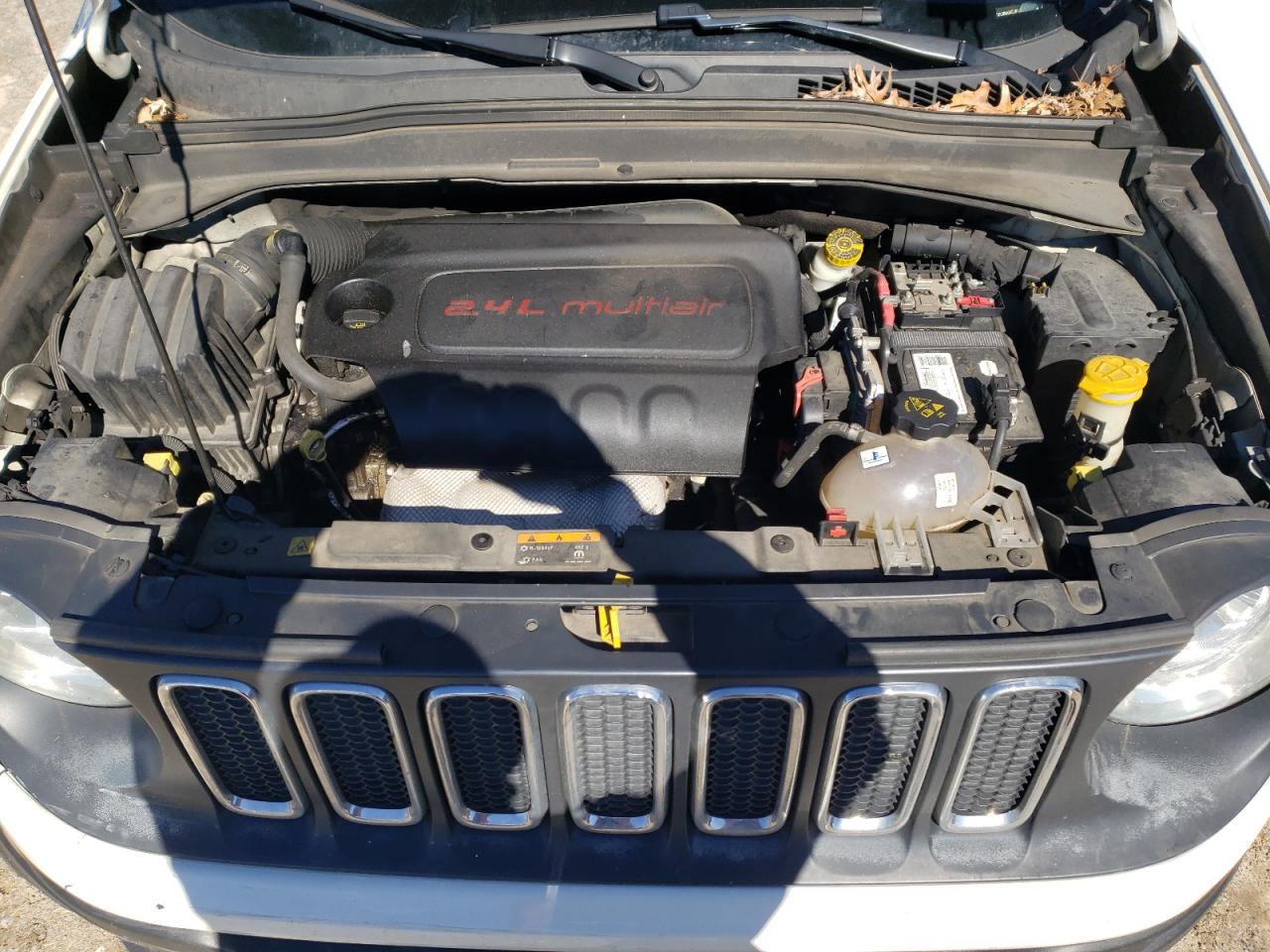 2018 Jeep Renegade - Image 13