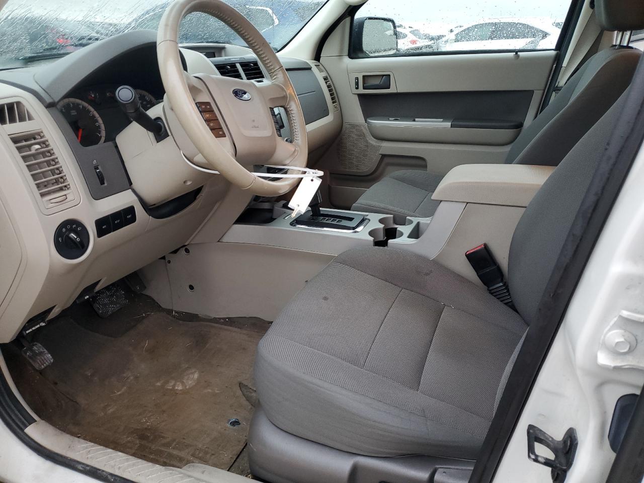 2010 Ford Escape - Image 7