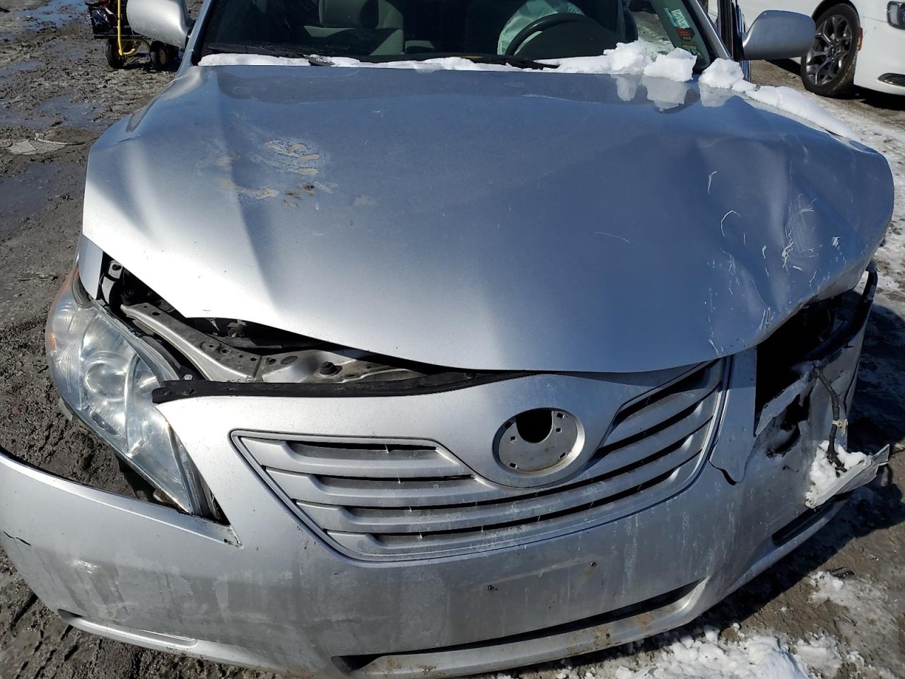 2009 Toyota Camry - Image 12